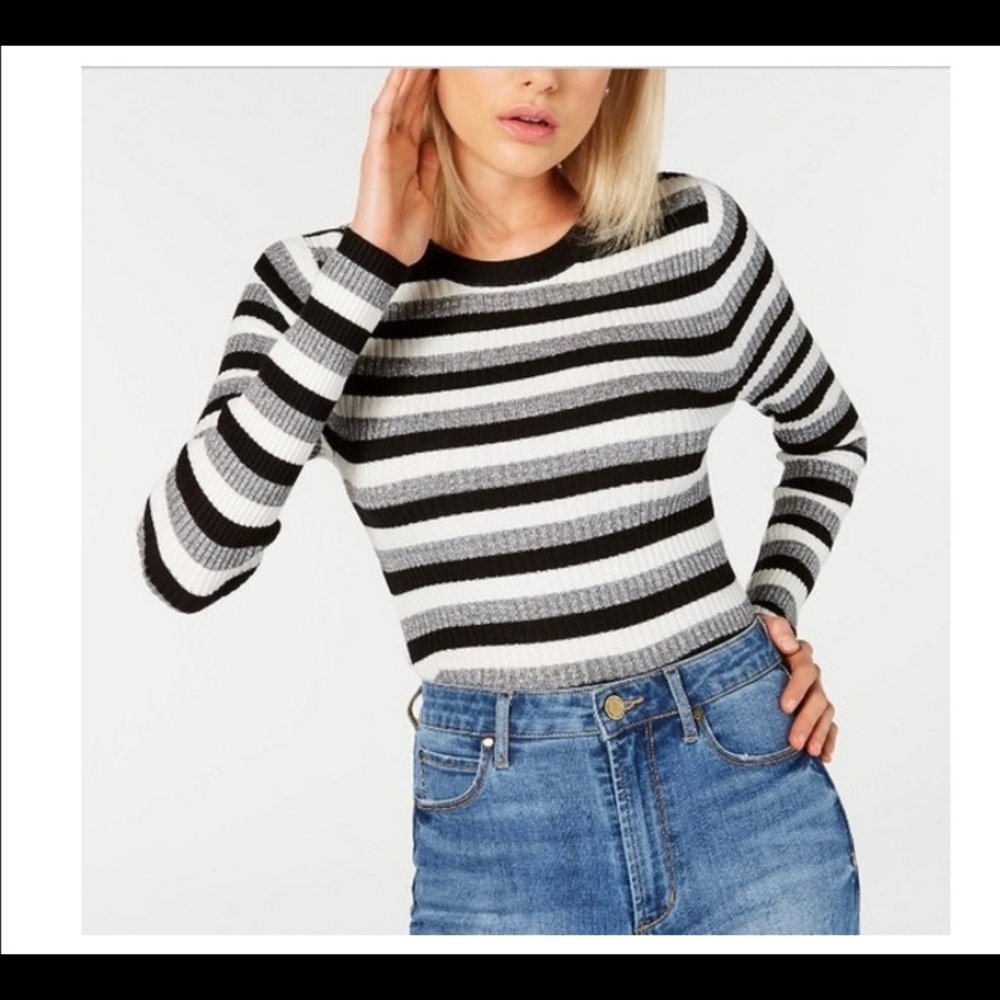 COPY - COPY - Hooked up by IOT JUNIORS sweater